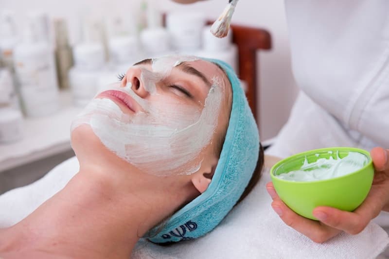 Botox (Toxina Botulínica) — tratamento estético com Suéllen Yamaoka